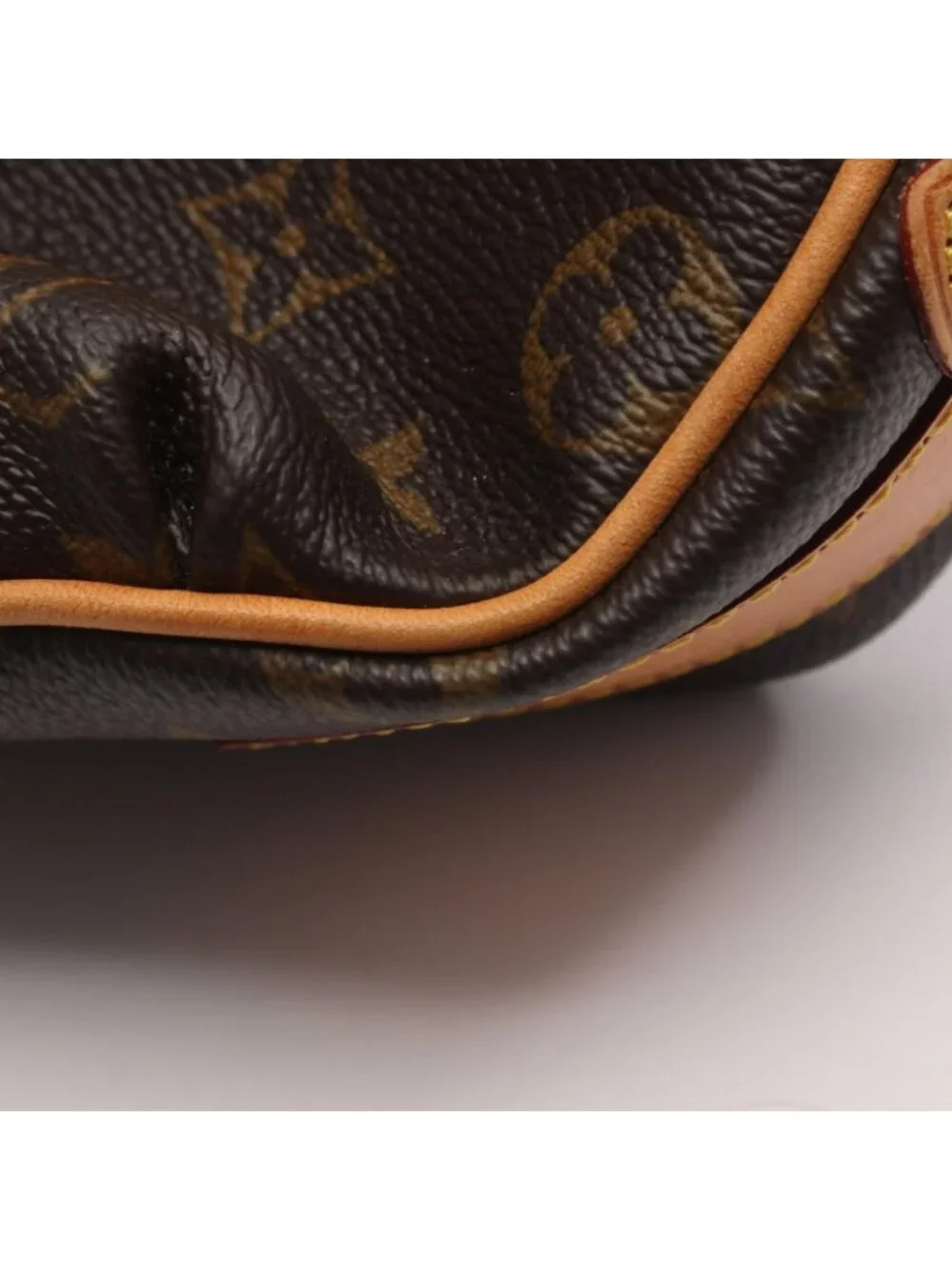 Louis Vuitton Shoulder Bag Tulum GM Leather